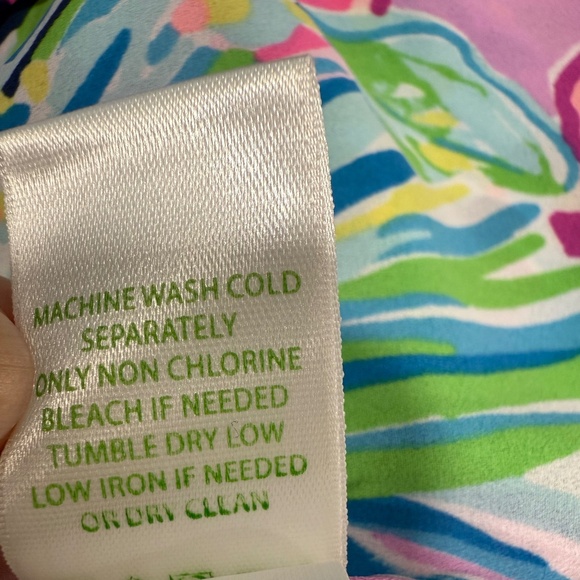 Lilly Pulitzer EUC  Pamela top, Size Medium - Picture 2 of 9